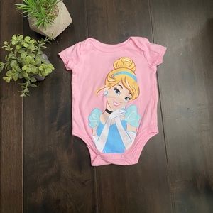 🐙4/15 Disney baby Cinderella onesie